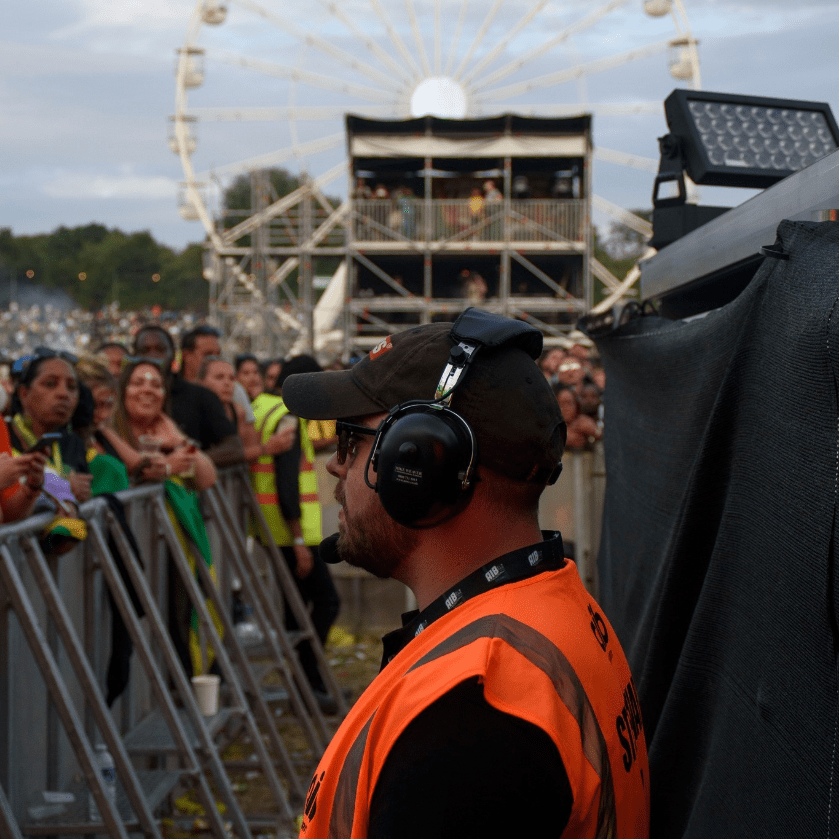 458455558_1071992941594313_7394206764112352596_n Crowd Management | AIB Group | Events